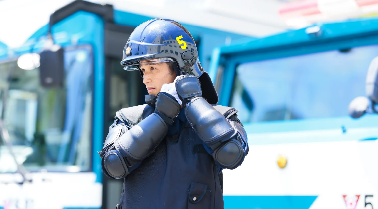 警備警察メイン画像