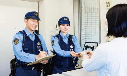 地域警察官の一日 交番勤務開始（第一当番勤務員と交替） 画像