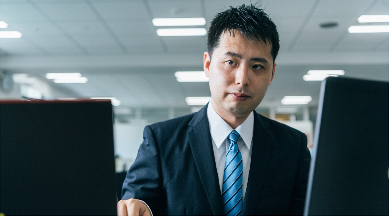 特別捜査官メイン画像
